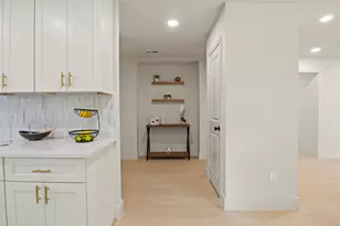 10427 Carry Back Pl, Dallas, TX 75229 - Photo 17