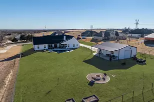 165 Quail Rdg Ct, Decatur, TX 76234 - Photo 5