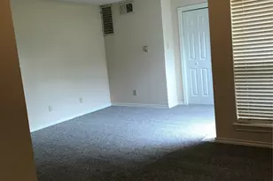 9807 Walnut St, Dallas, TX 75243 - Photo 3