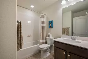 7629 Parade Dr, Little Elm, TX 76227 - Photo 17