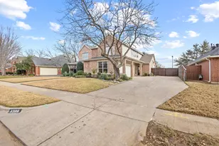 8200 Beverly Dr, North Richland Hills, TX 76182 - Photo 29
