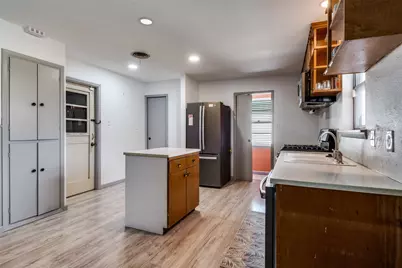 2602 Ridgecrest Drive, Garland, TX 75041 - Photo 7