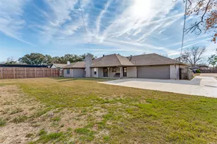 6525 Briley Dr, North Richland Hills, TX 76180 - Photo 23