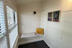 302 S Bradley St, McKinney, TX 75069 - Photo 9