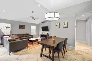 4319 Cabell Dr, Dallas, TX 75204 - Photo 5