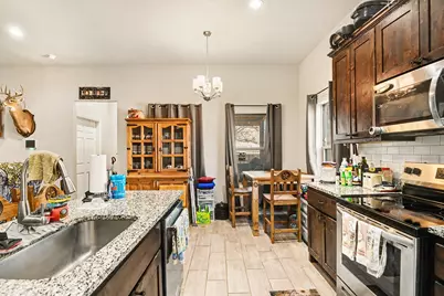 621 N Avenue B, Springtown, TX 76082 - Photo 9