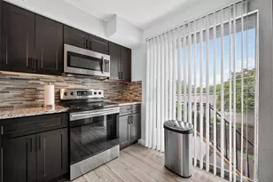 3609 Parkridge Dr, Dallas, TX 75234 - Photo 3