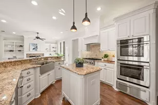 2709 Mesquite Ln, Grapevine, TX 76051 - Photo 9