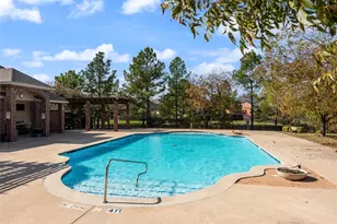 212 Park Meadows Dr, Euless, TX 76039 - Photo 39