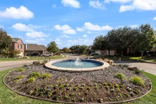 212 Park Meadows Dr, Euless, TX 76039 - Photo 37