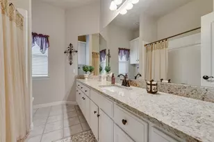 212 Park Meadows Dr, Euless, TX 76039 - Photo 31