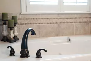 212 Park Meadows Dr, Euless, TX 76039 - Photo 25