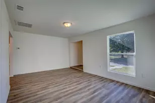 1908 Division St, Greenville, TX 75401 - Photo 7