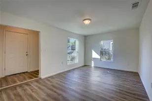 1908 Division St, Greenville, TX 75401 - Photo 13