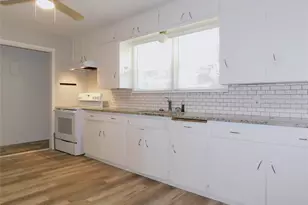 819 Thomas St, Denton, TX 76201 - Photo 15