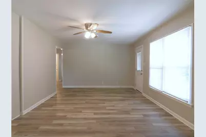 819 Thomas Street, Denton, TX 76201 - Photo 9