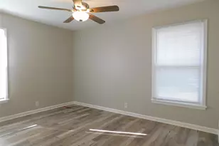 819 Thomas St, Denton, TX 76201 - Photo 21