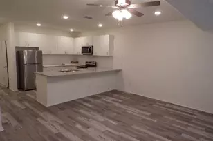 320 S Main St, Bonham, TX 75418 - Photo 13