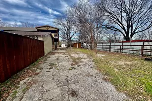 1919 Muncie Ave, Dallas, TX 75212 - Photo 7