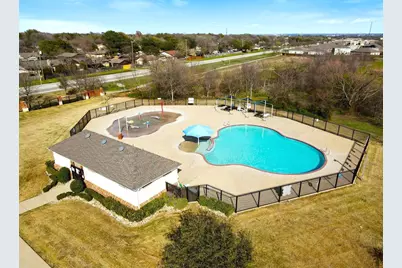 604 Brookbank Drive, Crowley, TX 76036 - Photo 31