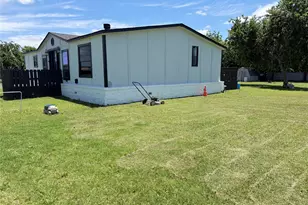 222 Hix Rd, Cleburne, TX 76031 - Photo 17