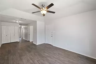 2540 Avenue H, Fort Worth, TX 76105 - Photo 5