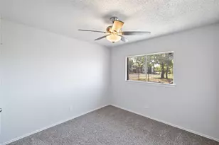 2540 Avenue H, Fort Worth, TX 76105 - Photo 13