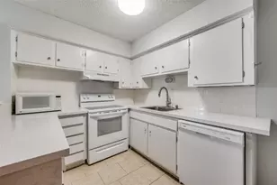 5323 Fleetwood Oaks Ave, Dallas, TX 75235 - Photo 3