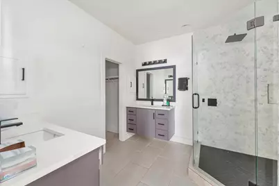 8405 Greenspoint Drive, Rowlett, TX 75088 - Photo 9