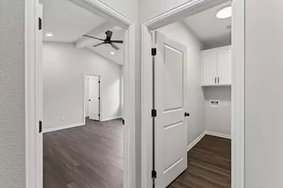 117 Bexar Street, Mabank, TX 75147 - Photo 17