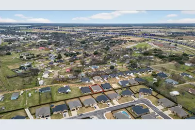 117 Bexar Street, Mabank, TX 75147 - Photo 25