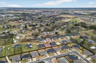 117 Bexar St, Mabank, TX 75147 - Photo 25