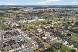 117 Bexar St, Mabank, TX 75147 - Photo 27