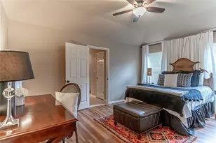 911 Meadowlark Ln, Granbury, TX 76048 - Photo 15