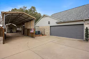 3103 Rim Rock Ct, Granbury, TX 76049 - Photo 31