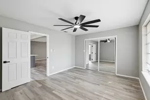 9643 Altacrest Dr, Dallas, TX 75227 - Photo 13