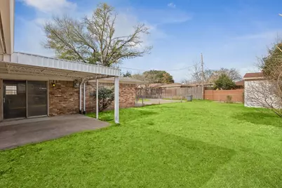 9643 Altacrest Drive, Dallas, TX 75227 - Photo 27