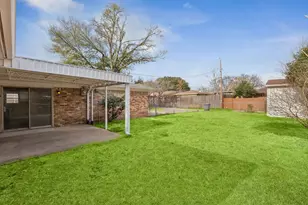 9643 Altacrest Dr, Dallas, TX 75227 - Photo 27