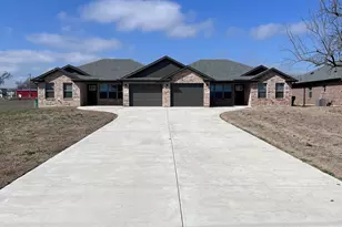 635 Friendship Rd, Sherman, TX 75092 - Photo 1