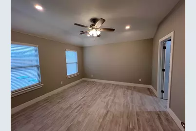 635 Friendship Road, Sherman, TX 75092 - Photo 5