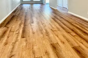 318 NE Michael Dr, Burleson, TX 76028 - Photo 9