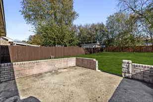 274 S St Augustine Dr, Dallas, TX 75217 - Photo 33