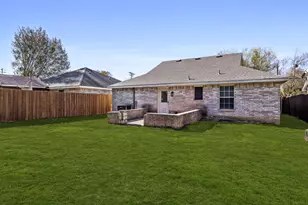 274 S St Augustine Dr, Dallas, TX 75217 - Photo 37