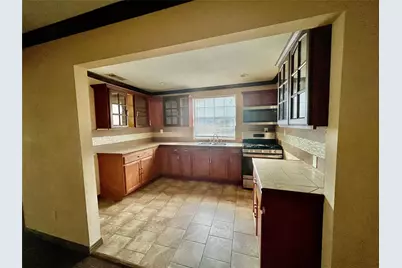 1919 Muncie, Dallas, TX 75212 - Photo 3