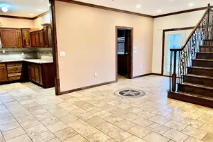 1919 Muncie, Dallas, TX 75212 - Photo 19