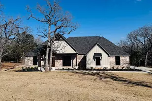 1064 Arbor Vista Dr, Azle, TX 76020 - Photo 1