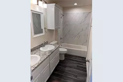 716 E 5th Street, Bonham, TX 75418 - Photo 23