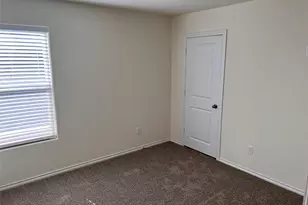 716 E 5th St, Bonham, TX 75418 - Photo 21