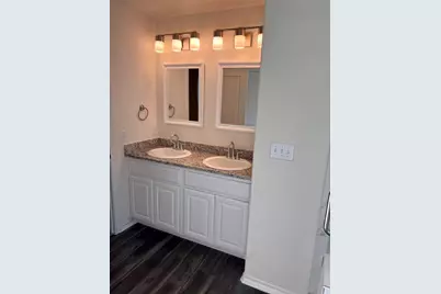 716 E 5th Street, Bonham, TX 75418 - Photo 17