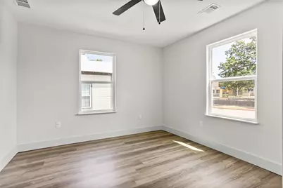 1127 W Morgan Street, Denison, TX 75020 - Photo 9